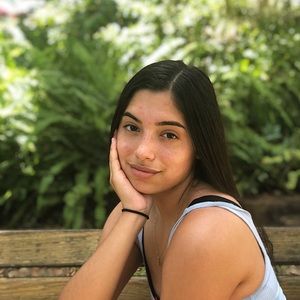 Meet your Posher, Isabel